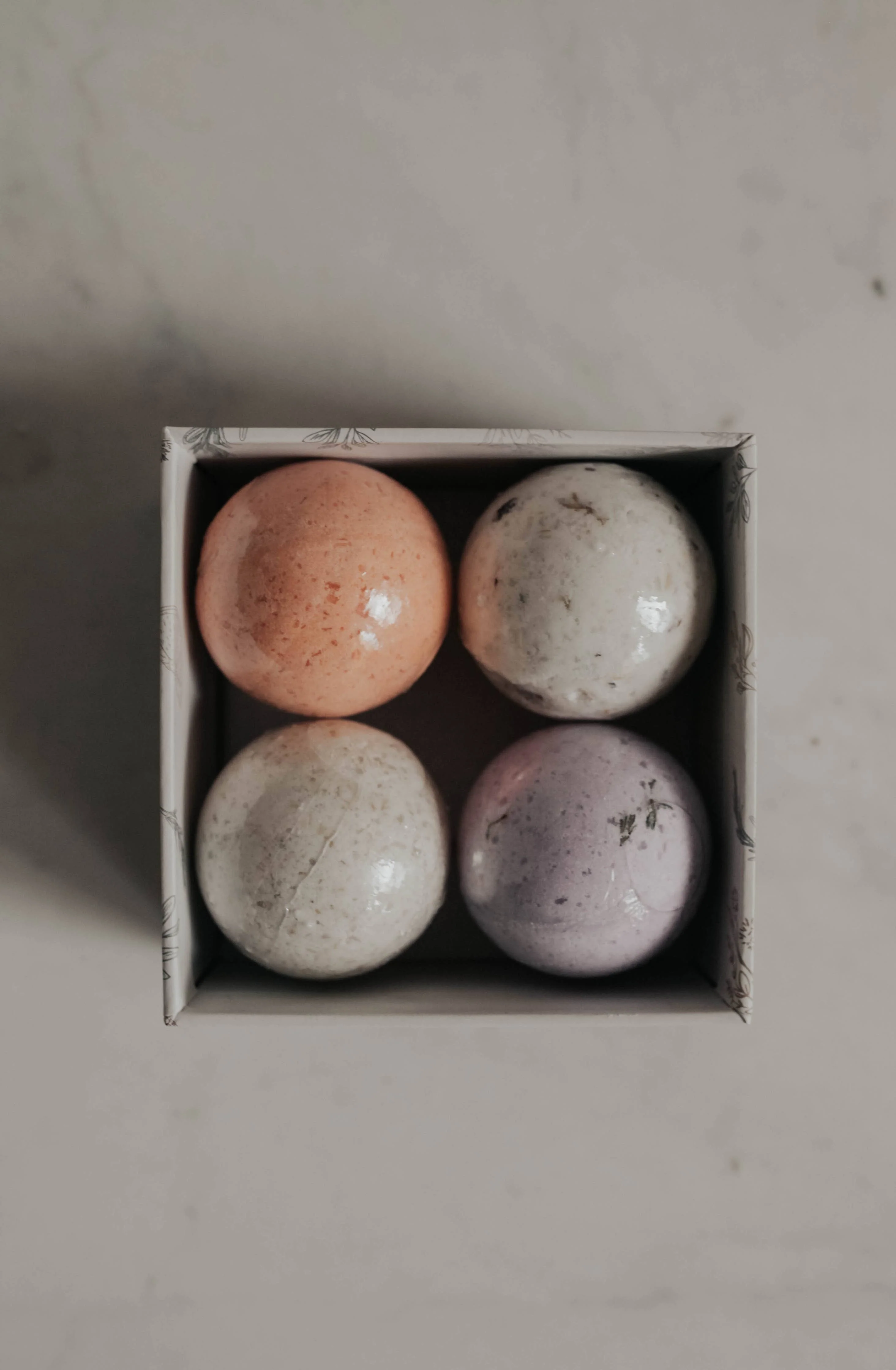 SOAK Bath Bomb Gift Box - Image 3