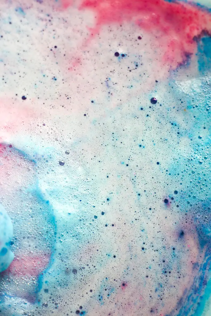 Candy Floss Bath Bomb - Image 5