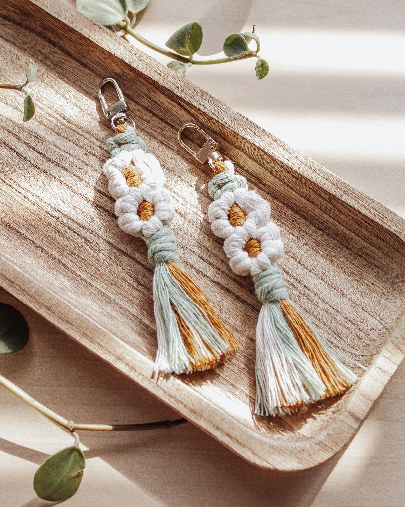 Double Daisy Keychain - Image 9