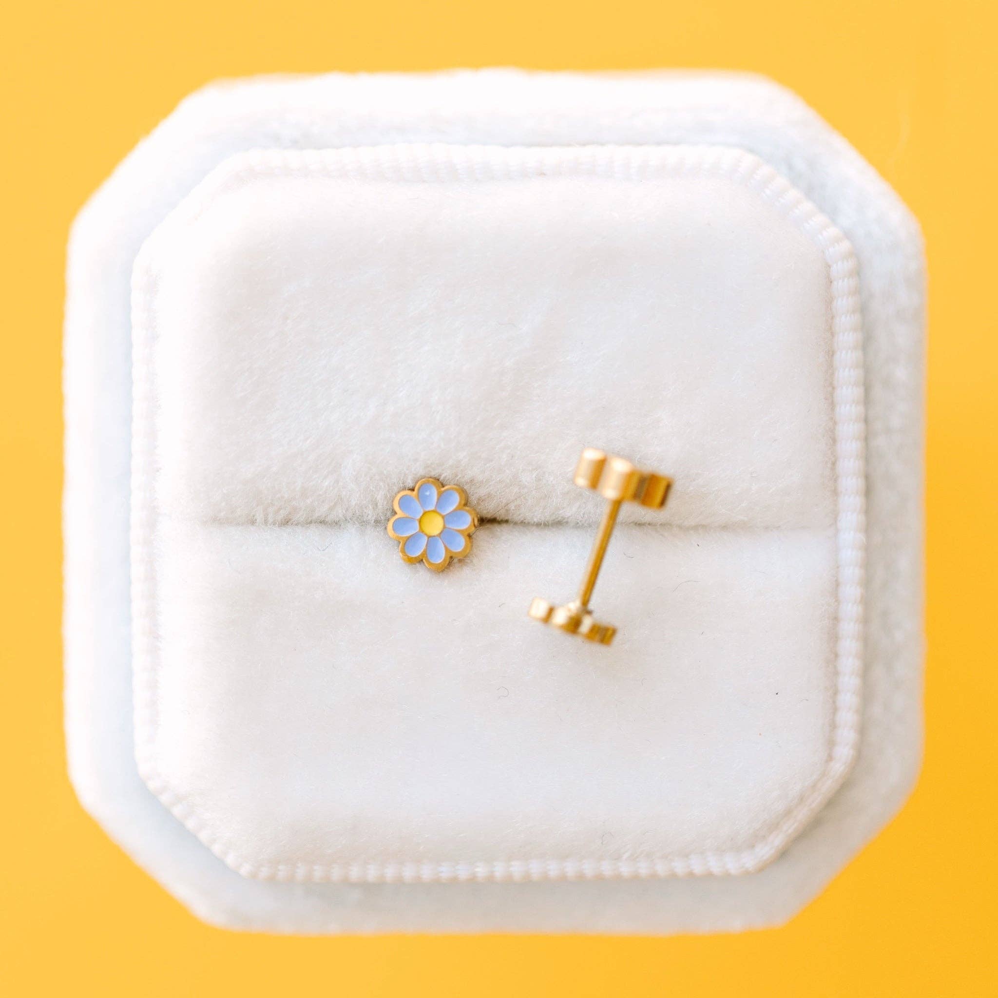 Pierced Co. - Tiny Daisy Studs - Image 6
