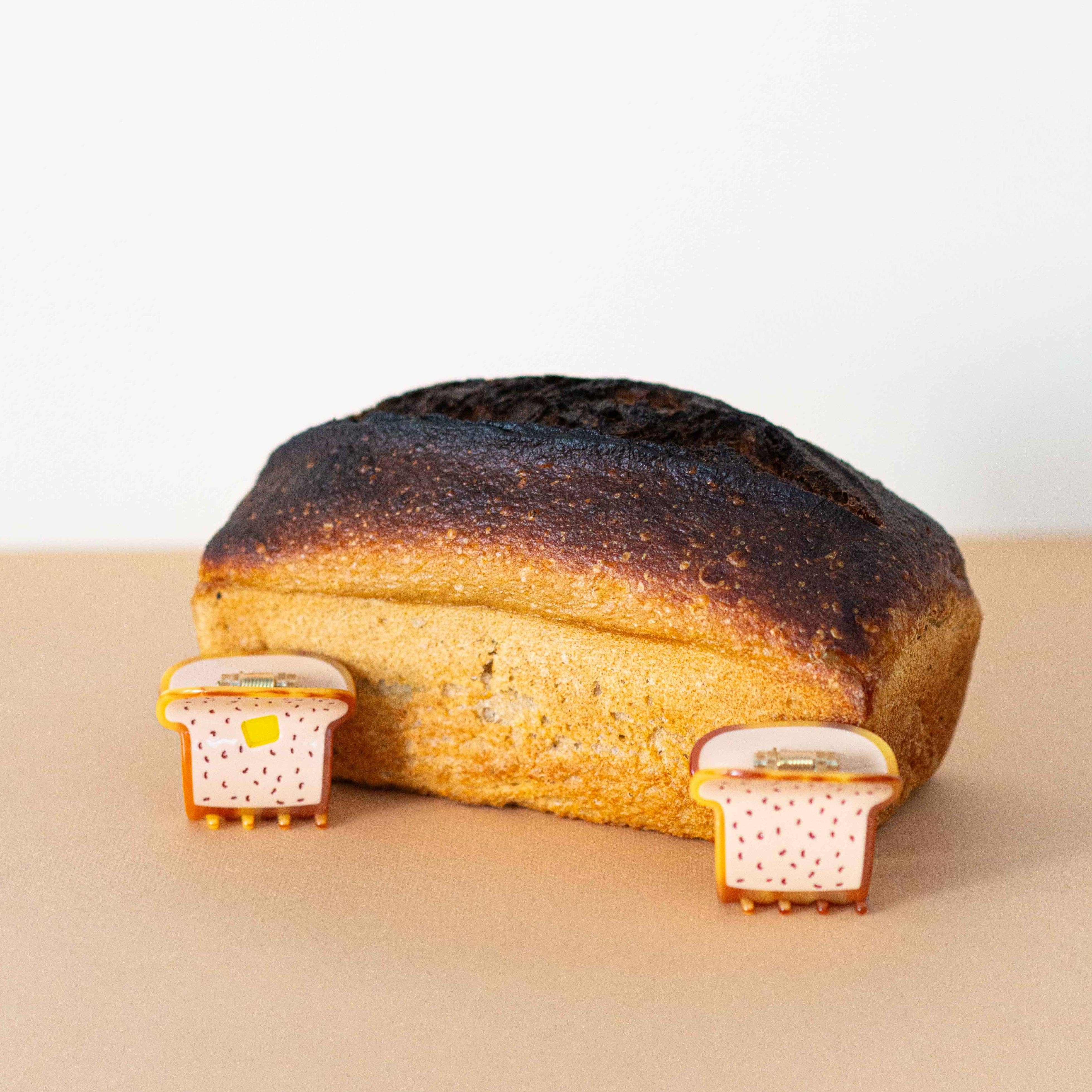Toast Hair Claw Clip - Image 7
