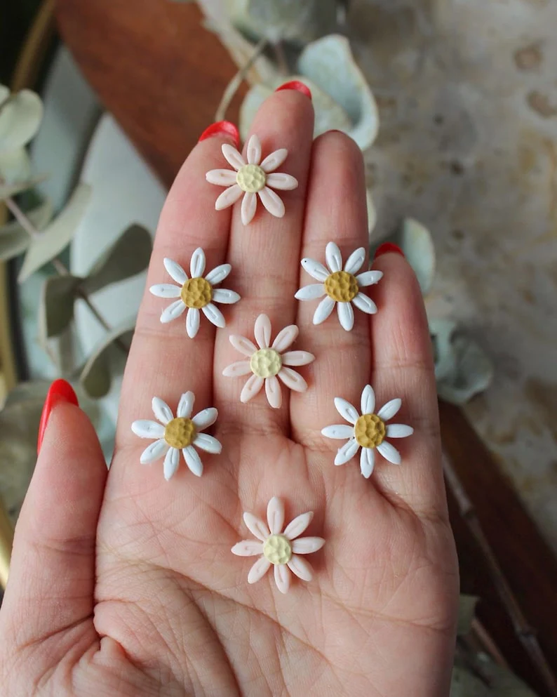 Daisy Studs